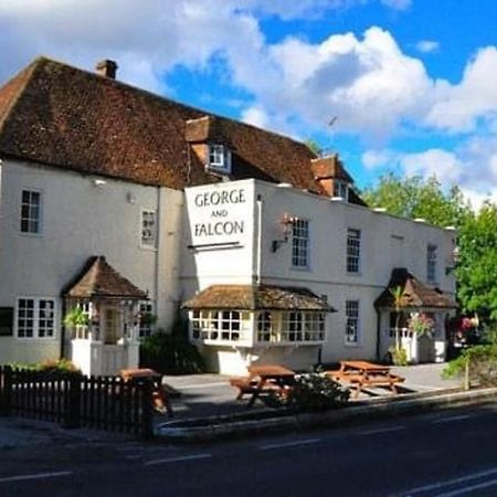 George & Falcon Bed and Breakfast Southampton Eksteriør billede